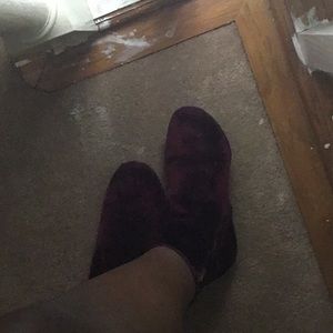 This is a rose boots